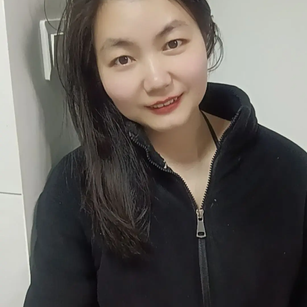 Model - Janetqiao6 Silkstockings