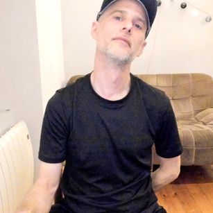 Model - marcfet slim