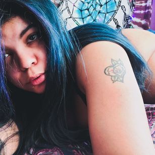 Model - Blue Hazard girlnextdoor