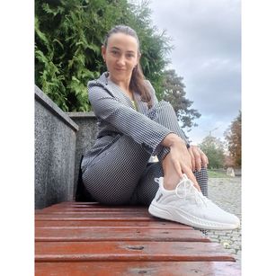 Model - CherryKiss privateshow