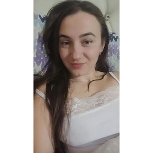 Model - CherryKiss livecams