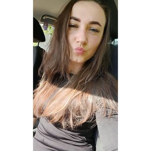 Model - CherryKiss webcammodel