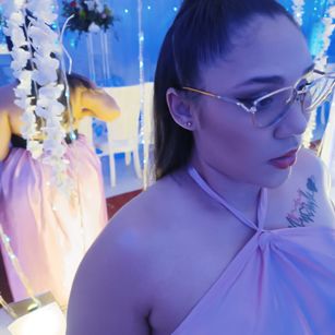 Model - KeniaRousse SEXY