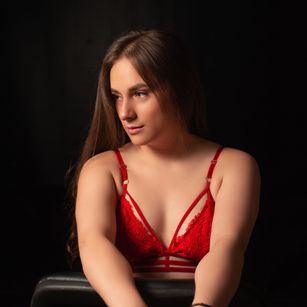 Model - ElaWhite young