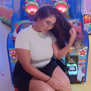 Model - KeniaRousse BLOWJOB