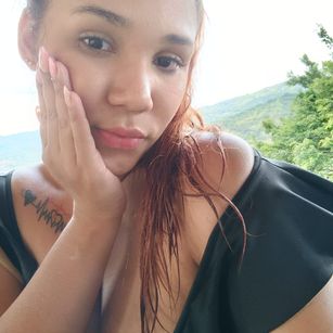 Model - KeniaRousse Greatass