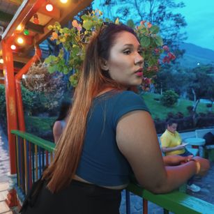 Model - KeniaRousse BLOWJOB