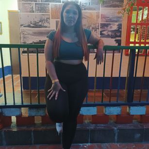 Model - KeniaRousse BLOWJOB