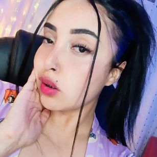 Model - AmberGoddess dirty