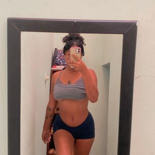 Model - Lizz Ivanov 18