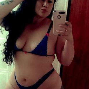 Model - samanthaa-curvy feets