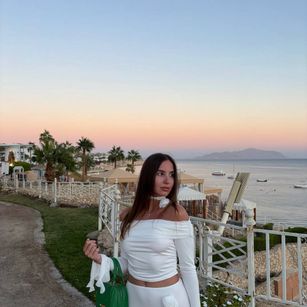 Model - Lllesya timespending