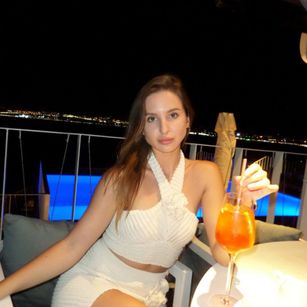 Model - Lllesya communication