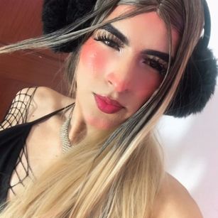 Model - CamiRouxx trans