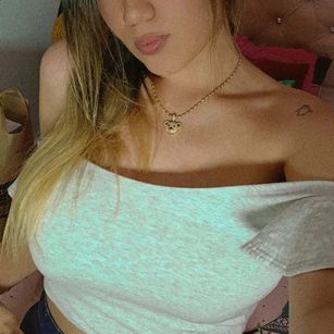 Model - CrystallClouds beautifull