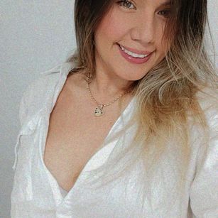 Model - CrystallClouds colombiana