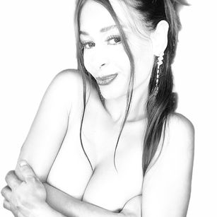 Model - dulceandyors 18