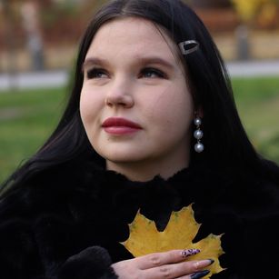 Model - Vikkikot footfeet