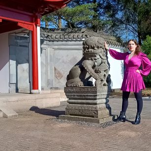 Model - Isabeau Roseart femdom