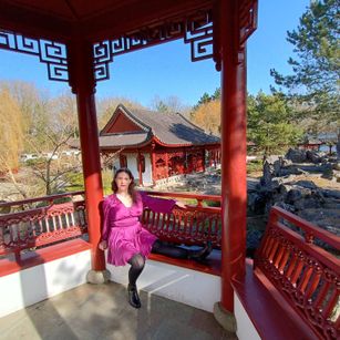 Model - Isabeau Roseart dominatrix