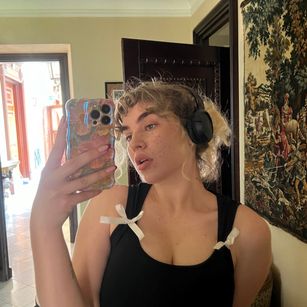 Model - Marilyn Blonde