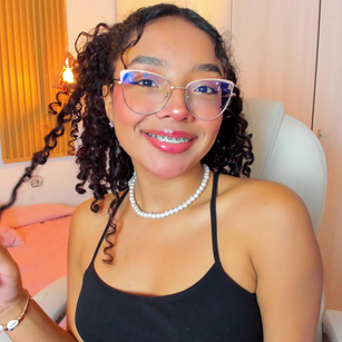 Model - Morgan bigass