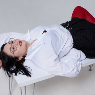 Model - StefanaJerome legs