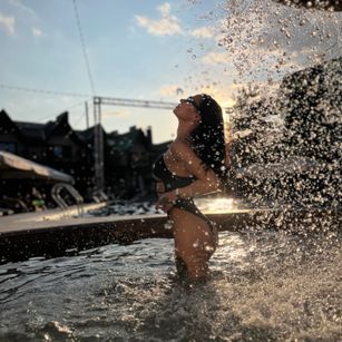 Model - WendyCrose latex