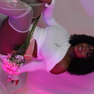 Model - Kehlanni feet