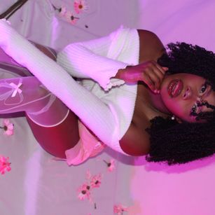 Model - Kehlanni feet