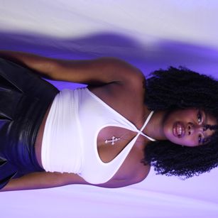 Model - Kehlanni anal