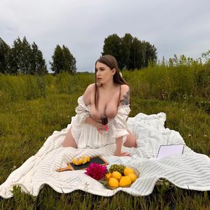 Model - Sofie_Evans_Love_Squirt anal