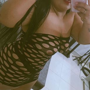 Model - SharickToro bigboobs