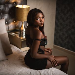 Model - DahianLopez joi