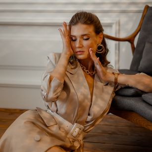 Model - RayOfSunn play