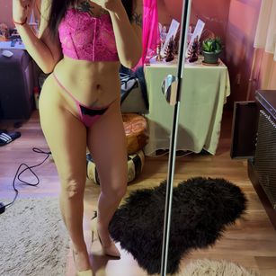 Model - GoddessBianca blowjob