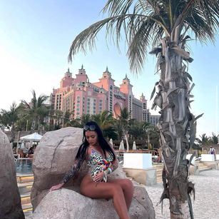 Model - Red Ruby joi