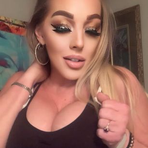 Model - Summer Mellons bj