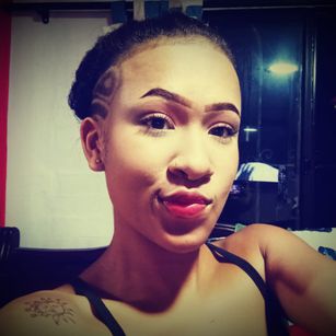 Model - Stephanie Doll sph