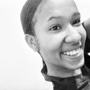 Model - Stephanie Doll colombia