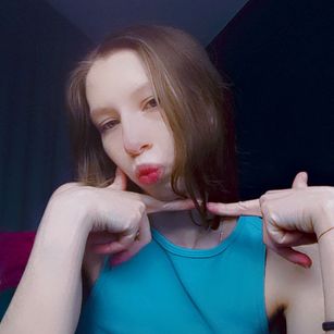 Model - Ann footfetish