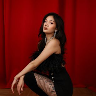 Model - NaughtyKimmy bigass