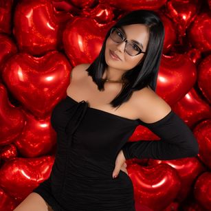 Model - Shelley Nicholes sassy