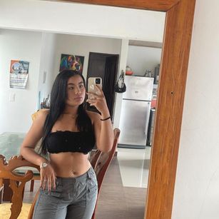 Model - BunnyKiss bigtits