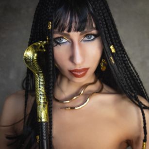 Model - MeganLuxstar latex