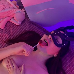 Model - May_meow cei