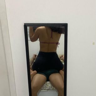 Model - Latin Couple fastresponse