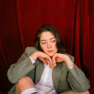 Model - Helen Salvatore mature