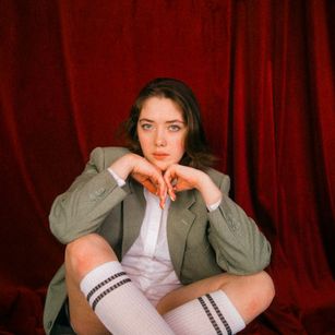 Model - Helen Salvatore brunette