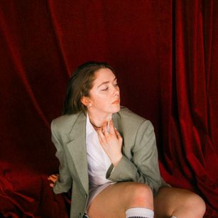 Model - Helen Salvatore vibrator